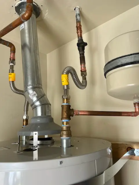 Water heater installation and plumbing repair in Grapevine